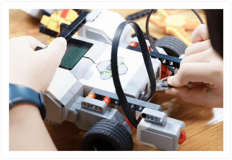 Child using STEM kit